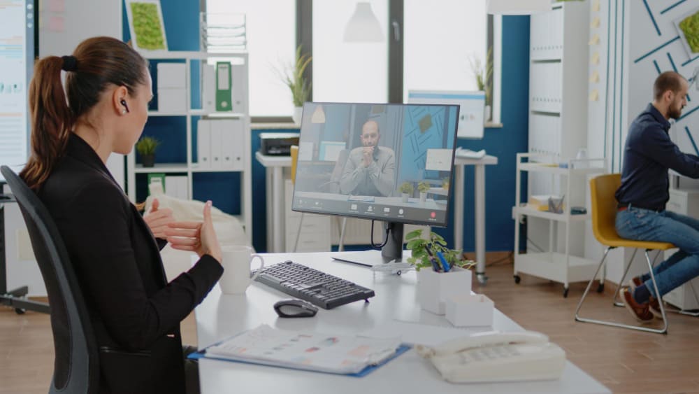 No podía ser de otra manera: la oficina también virtual